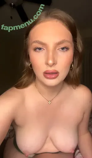 siennavossxo / livs.szn nude photo #0172