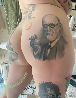 siggy_freud / the_siggy_freud nude photo #0009