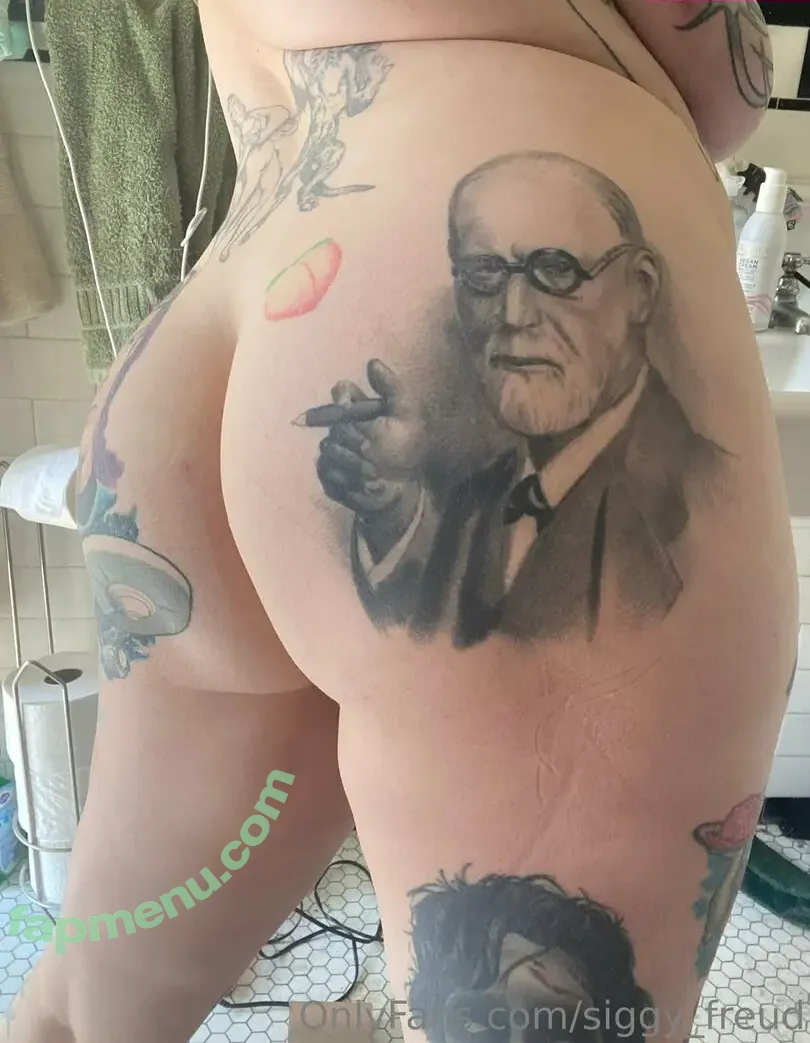 siggy_freud nude photo #0009 (the_siggy_freud)