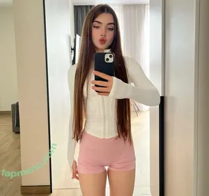 sighttttt / Vladlena nude photo #0079