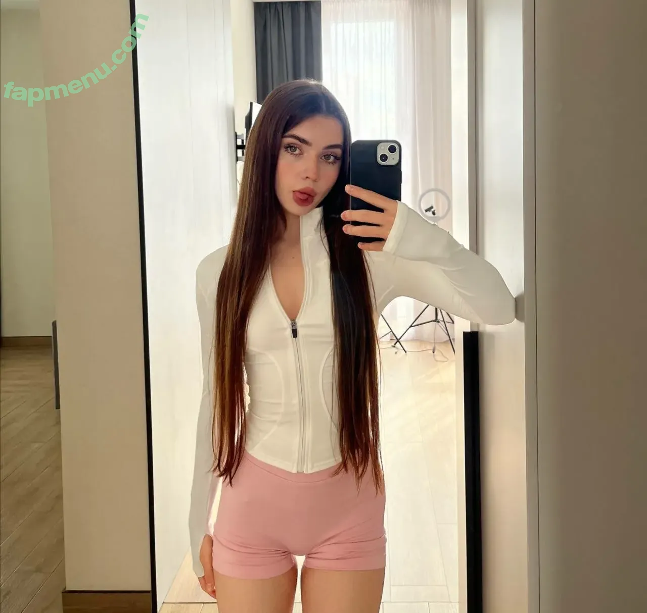 sighttttt nude photo #0080 (Vladlena)