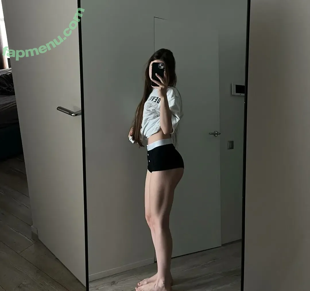 sighttttt nude photo #0114 (Vladlena)