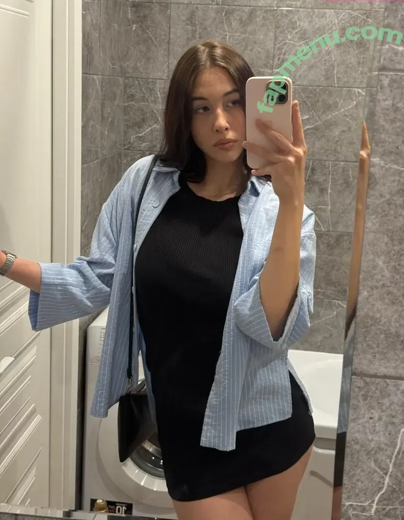 signehinz nude photo #0014 (EvaLenard / EviaRabasca)