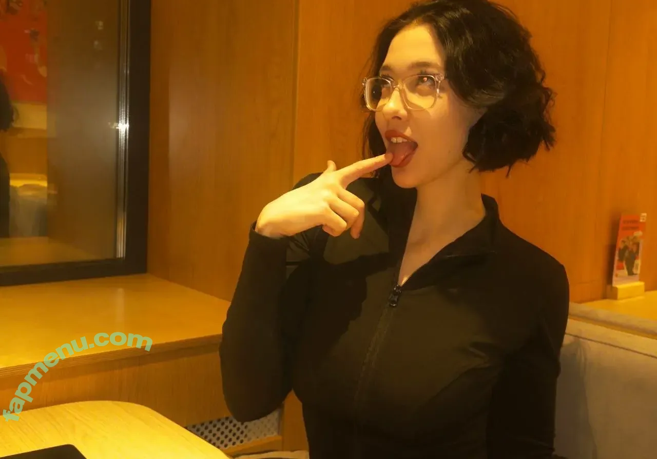 signehinz nude photo #0023 (EvaLenard / EviaRabasca)