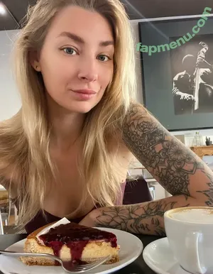 signorinairyna / Iryna / signorina_iryna nude photo #0010