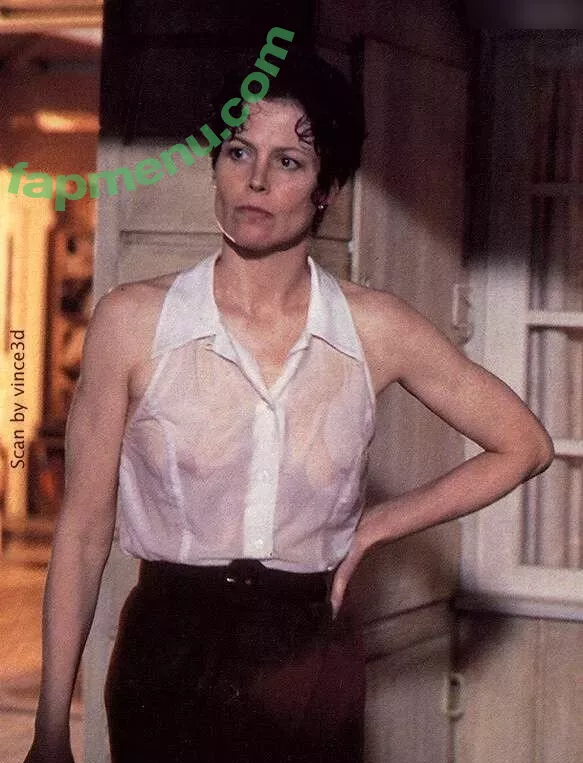 Sigourney Weaver nude photo #0073 (official_sigourneyweaver)