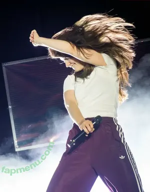 Sigrid / Sigrid Solbakk Raabe / thisissigrid nude photo #0645