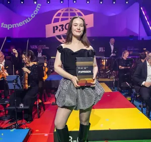 Sigrid / Sigrid Solbakk Raabe / thisissigrid nude photo #0705