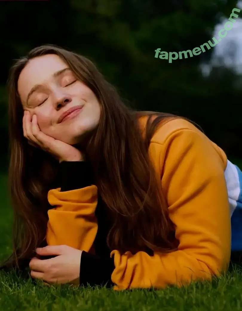 Sigrid nude photo #0532 (Sigrid Solbakk Raabe / thisissigrid)