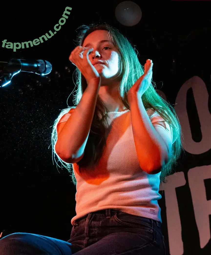 Sigrid nude photo #0583 (Sigrid Solbakk Raabe / thisissigrid)