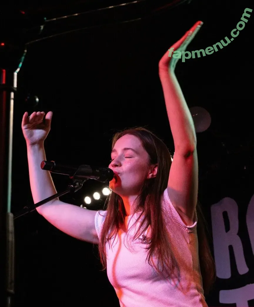 Sigrid nude photo #0587 (Sigrid Solbakk Raabe / thisissigrid)