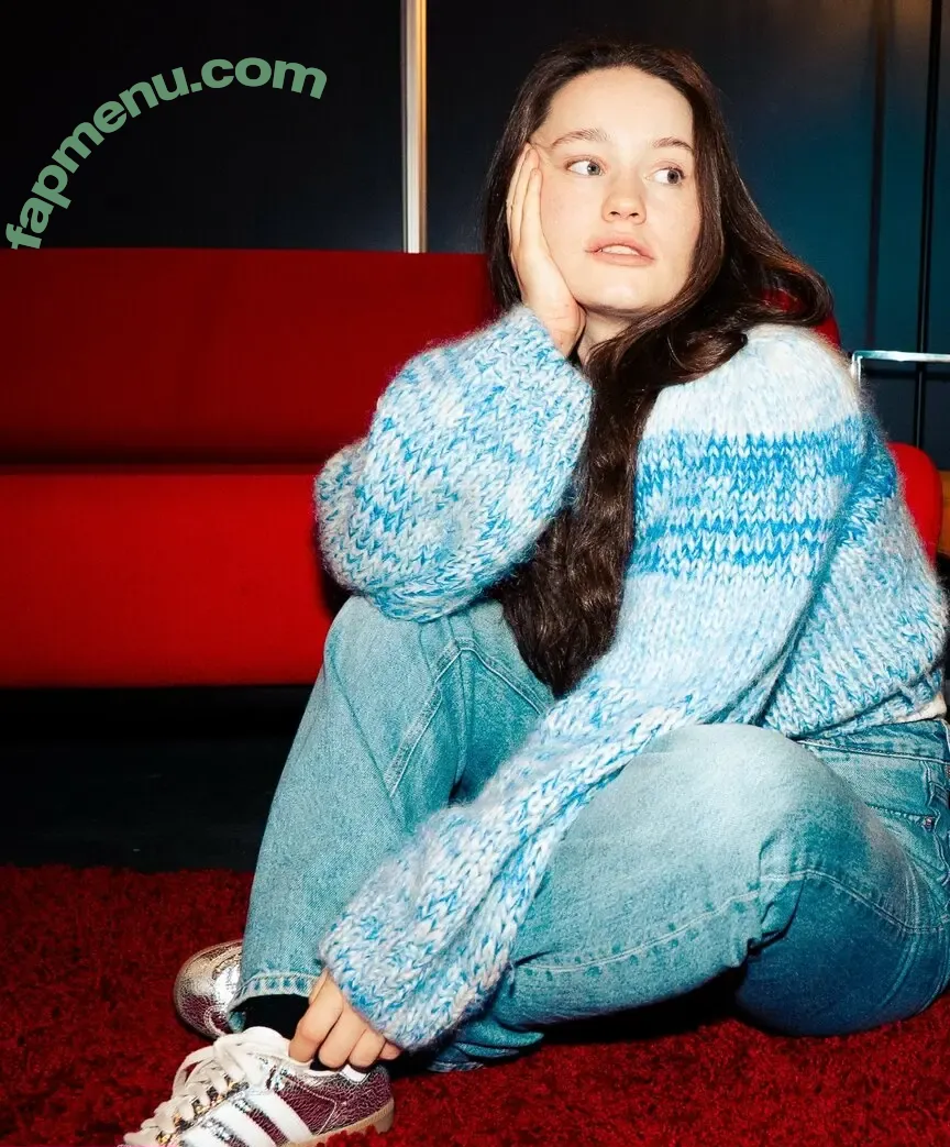 Sigrid nude photo #0605 (Sigrid Solbakk Raabe / thisissigrid)