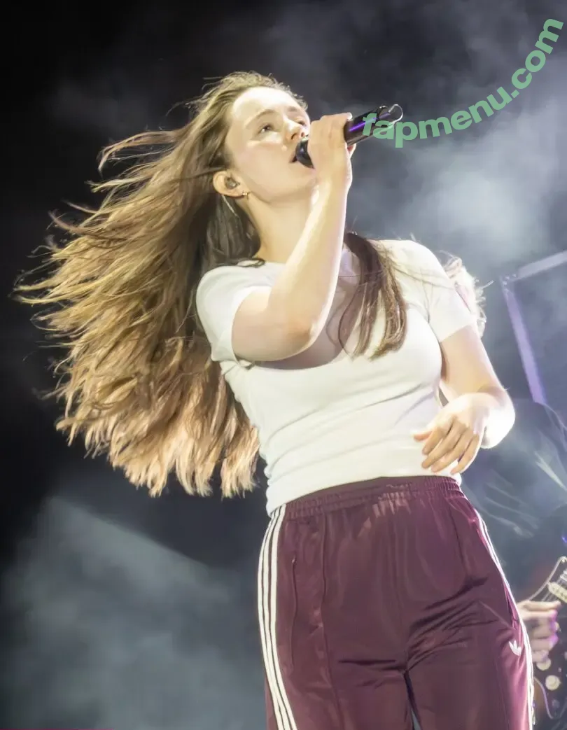 Sigrid nude photo #0635 (Sigrid Solbakk Raabe / thisissigrid)