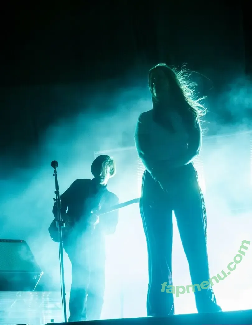 Sigrid nude photo #0638 (Sigrid Solbakk Raabe / thisissigrid)