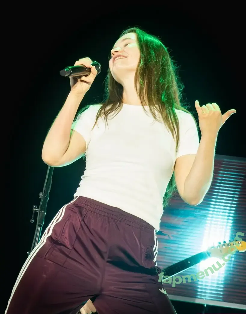 Sigrid nude photo #0639 (Sigrid Solbakk Raabe / thisissigrid)