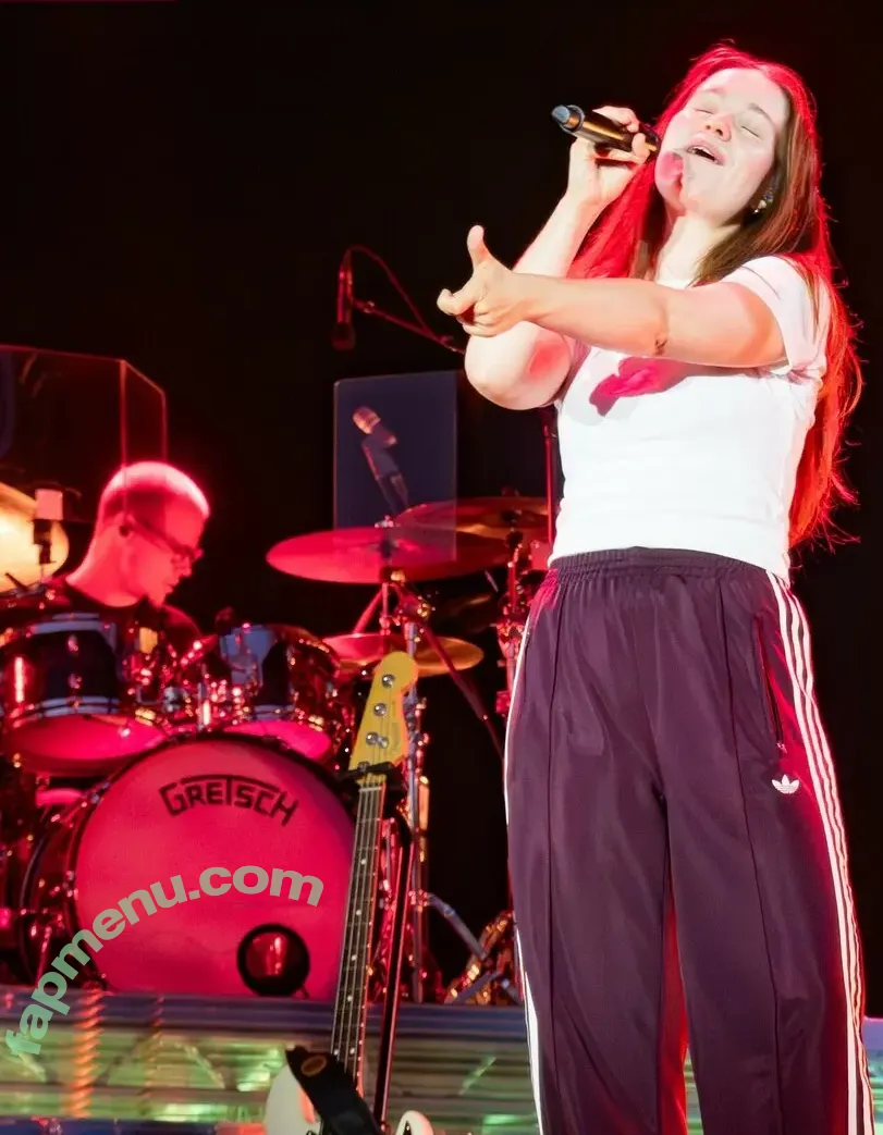 Sigrid nude photo #0642 (Sigrid Solbakk Raabe / thisissigrid)