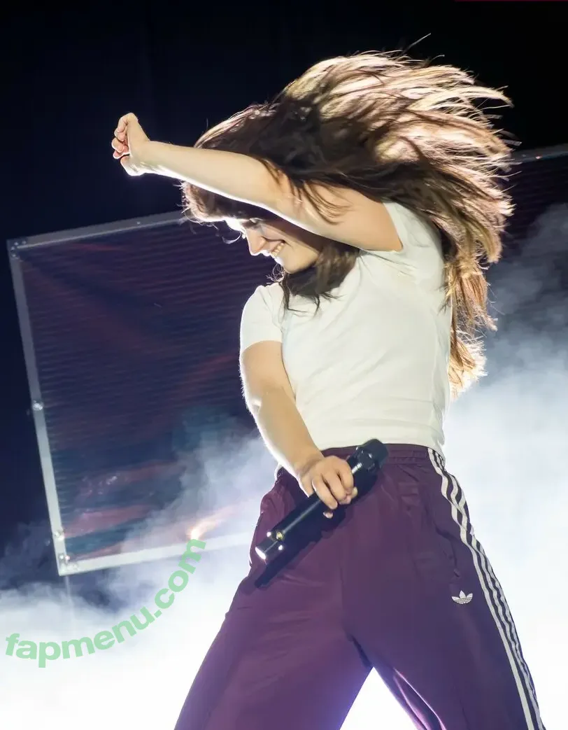 Sigrid nude photo #0645 (Sigrid Solbakk Raabe / thisissigrid)