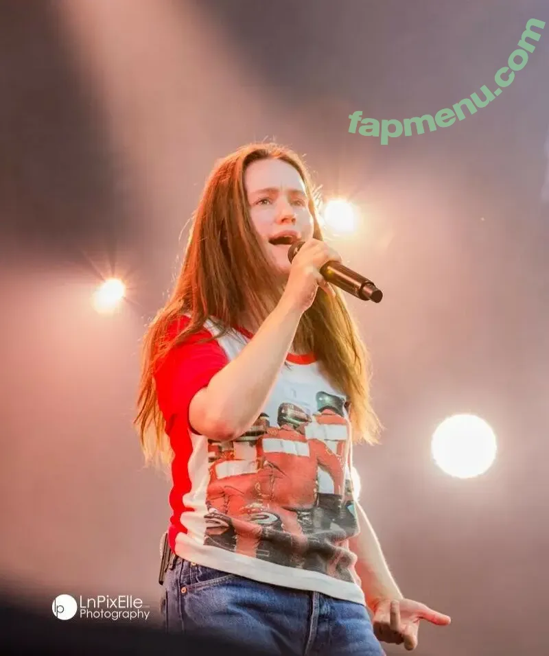 Sigrid nude photo #0649 (Sigrid Solbakk Raabe / thisissigrid)