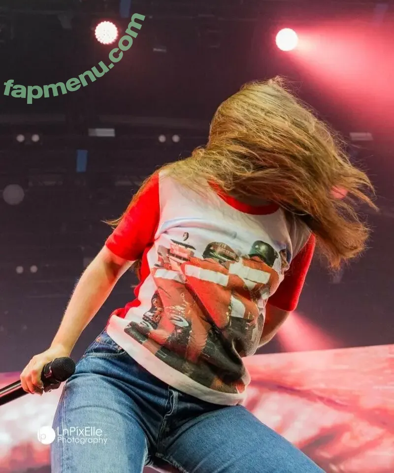 Sigrid nude photo #0656 (Sigrid Solbakk Raabe / thisissigrid)