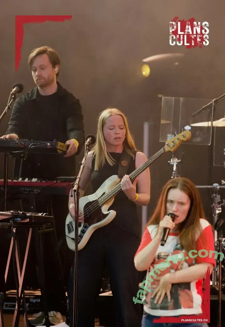 Sigrid nude photo #0667 (Sigrid Solbakk Raabe / thisissigrid)