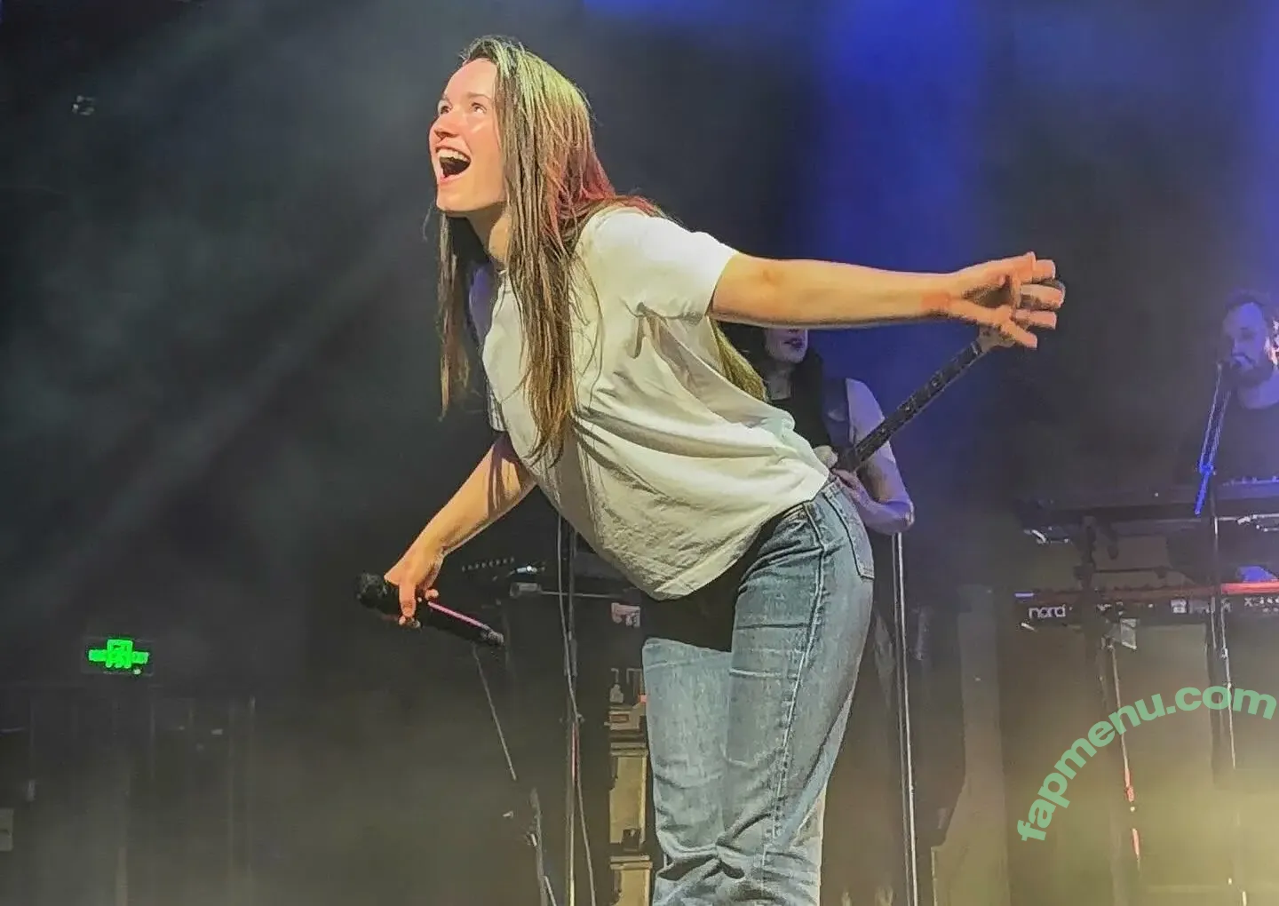 Sigrid nude photo #0673 (Sigrid Solbakk Raabe / thisissigrid)