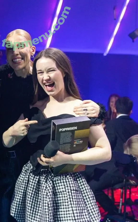 Sigrid nude photo #0692 (Sigrid Solbakk Raabe / thisissigrid)