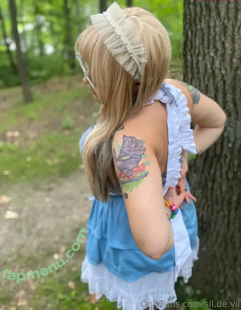 sil.de.vil nude photo #0015 (sil.de.vil)