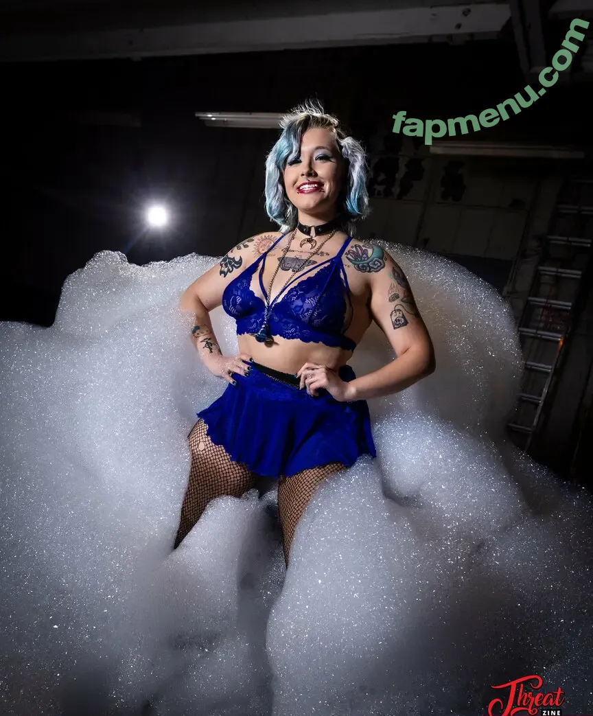 sil.de.vil nude photo #0034 (sil.de.vil)