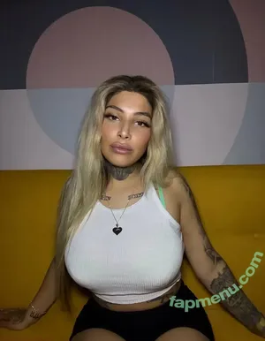  nude photo #0004