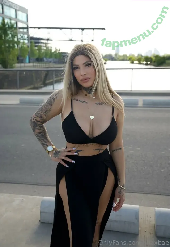 silaxbae nude photo #0005 (silaxbae)