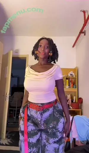 Silingbabyqueen / babyqueenpoly2.0 nude photo #0001