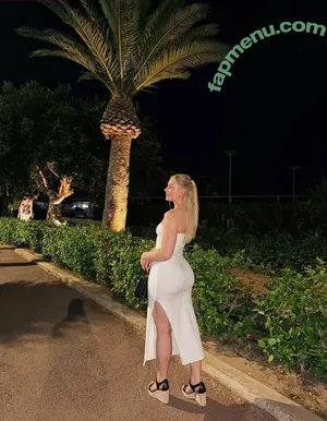 Silje Fredsvik / Lagerqvist / siljefredsvikl nude photo #0024