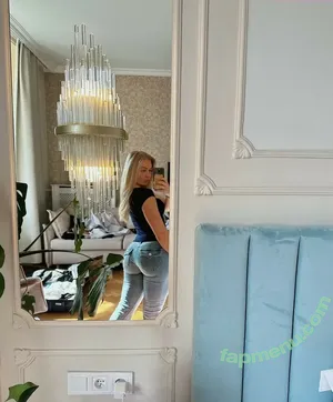 Silje Fredsvik / Lagerqvist / siljefredsvikl nude photo #0063