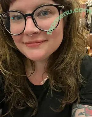 Silly Girl / sillylittle_girl / sillyxgirl / sourxgrapes nude photo #0027