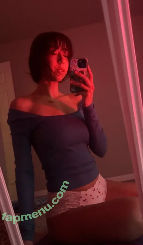 sillydyly nude photo #0002 (dylyoga)