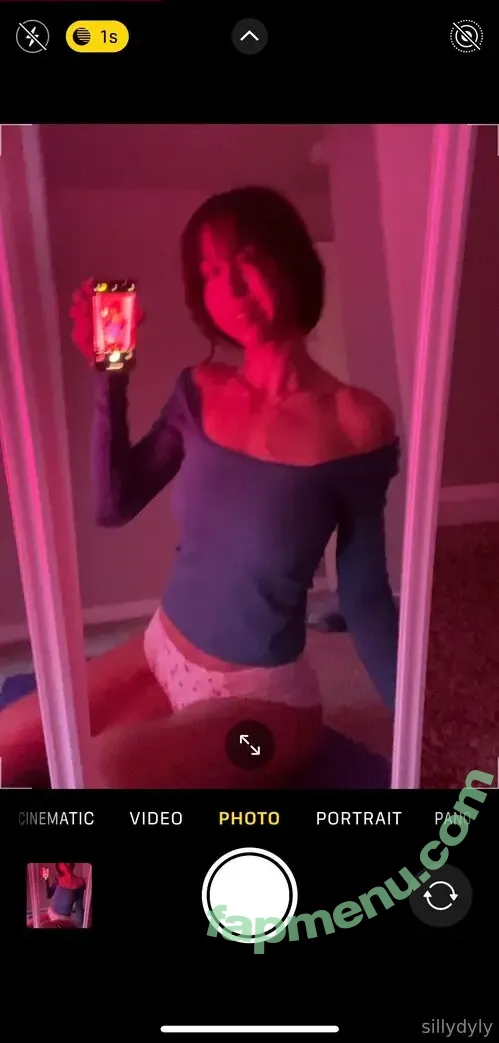 sillydyly nude photo #0005 (dylyoga)