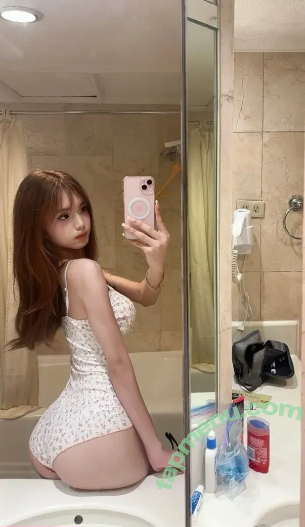 sillyhoeyann4 nude photo #0028 (tinaachx)