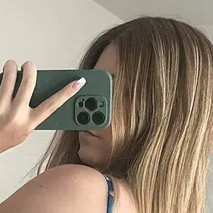 sillyjoy / sillyjoy7 nude photo #0017