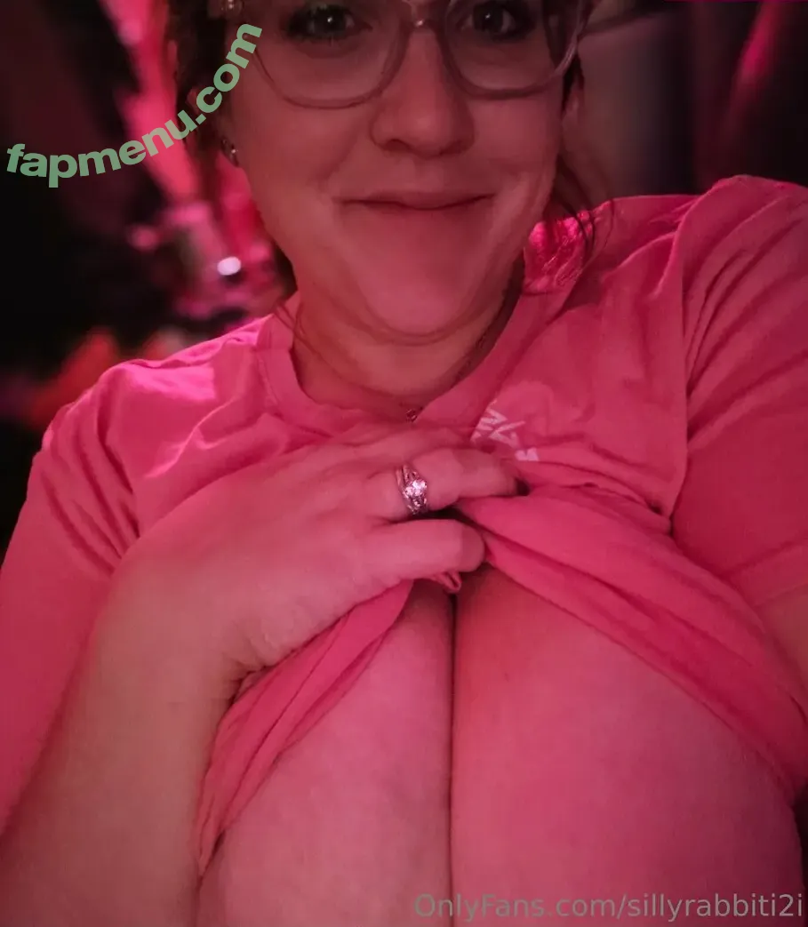 sillyrabbiti2i nude photo #0036 (sillyrabbiti2i)
