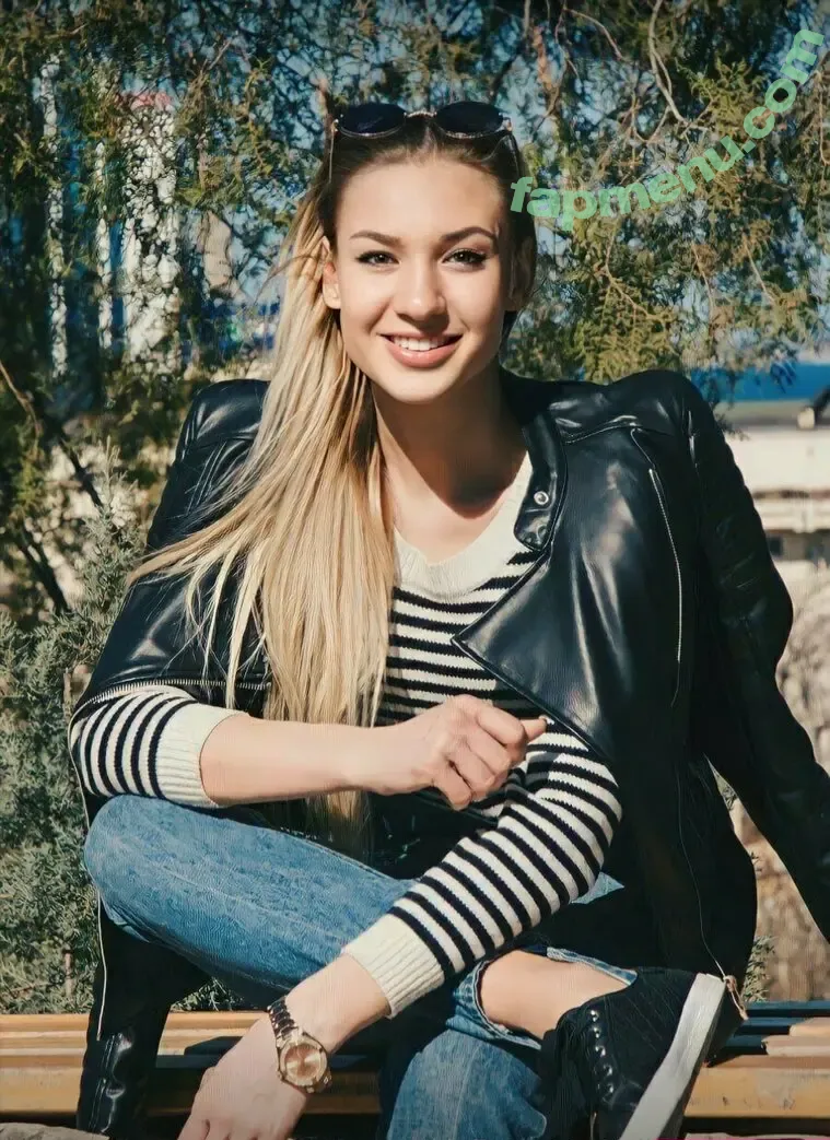 silver_gracee nude photo #0009 (silver_gracee)