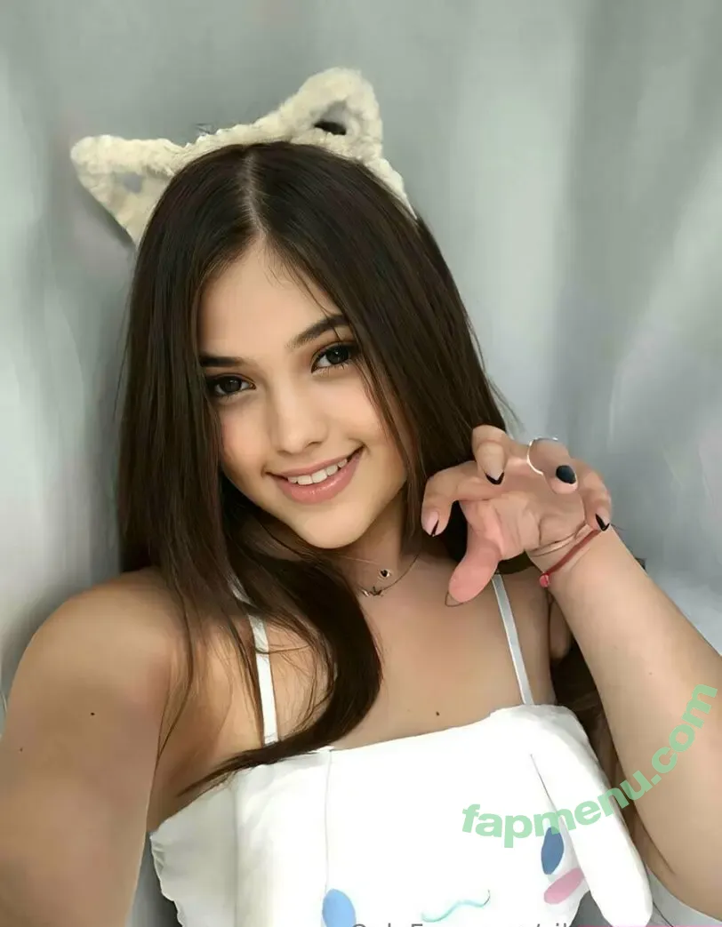 silver_gracee nude photo #0014 (silver_gracee)