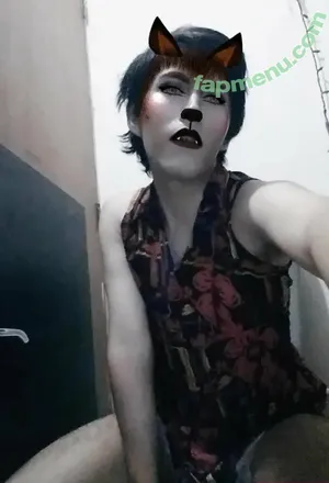  nude photo #0002