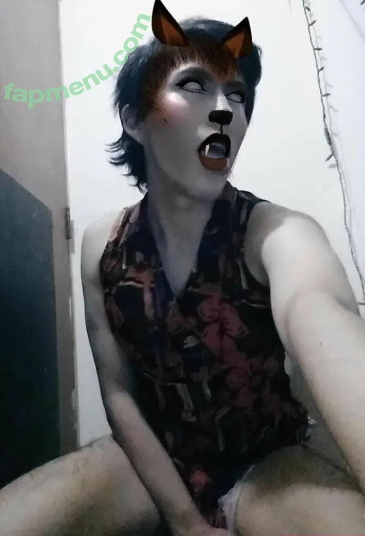 silverquarantine nude photo #0001 (silverquarantine)