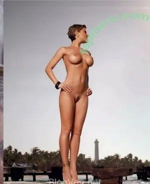 nude photo #0006