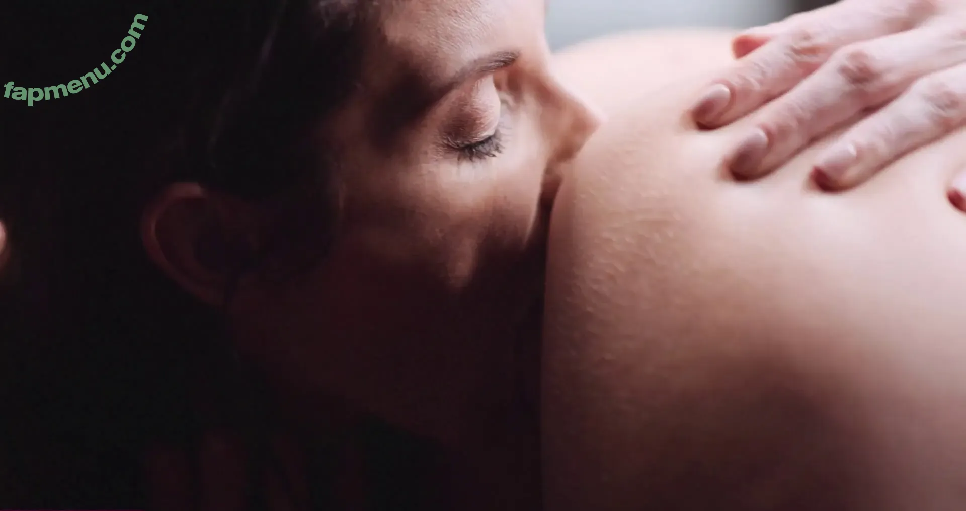 Silvia Saige nude photo #0708 (silviasaigexxx / thesilviasaige)