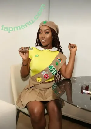 silviasaige / thesilviasaige nude photo #0381