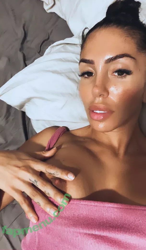 silviasiciliaxxx nude photo #0214 (silviasiciliaxxx)