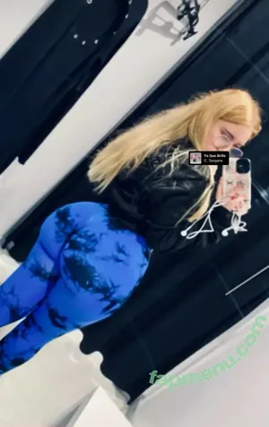 silviiamartz / r3sylvia / silviaxepe nude photo #0058