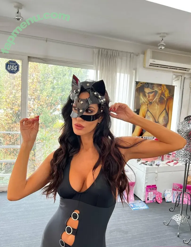 silvinaescudero nude photo #0011 (escuderosilvina)