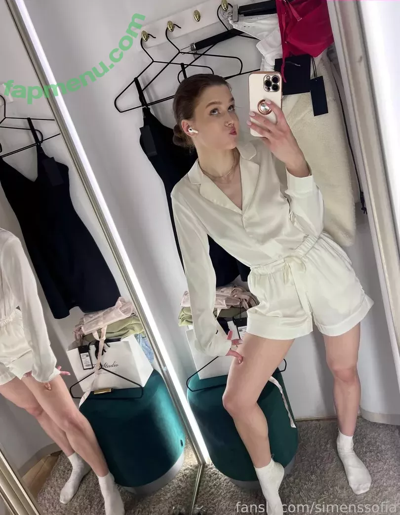 SimensSofia nude photo #0151 (SimensSofia)